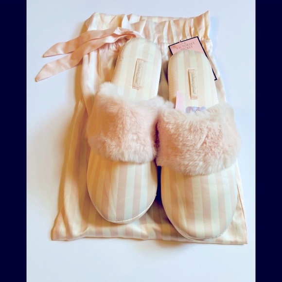 Victoria's Secret Shoes - Victoria’s Secret Signature Satin & Fur Slippers